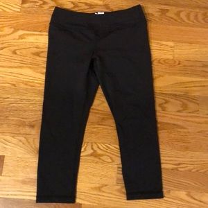 Ivivva crop leggings
